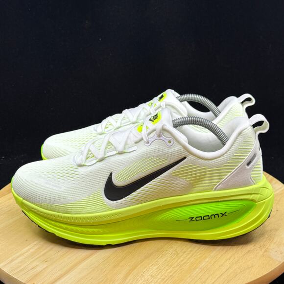 Nike Vomero 18 Electric Green Volt Black HM6803-100 Men\'s Size 8 Band New main image 5